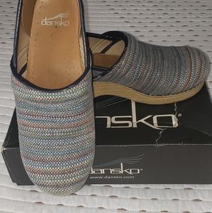Dansko Size 38 (188751475) Women's Pro Navy Textured Knit Clogs Shoes